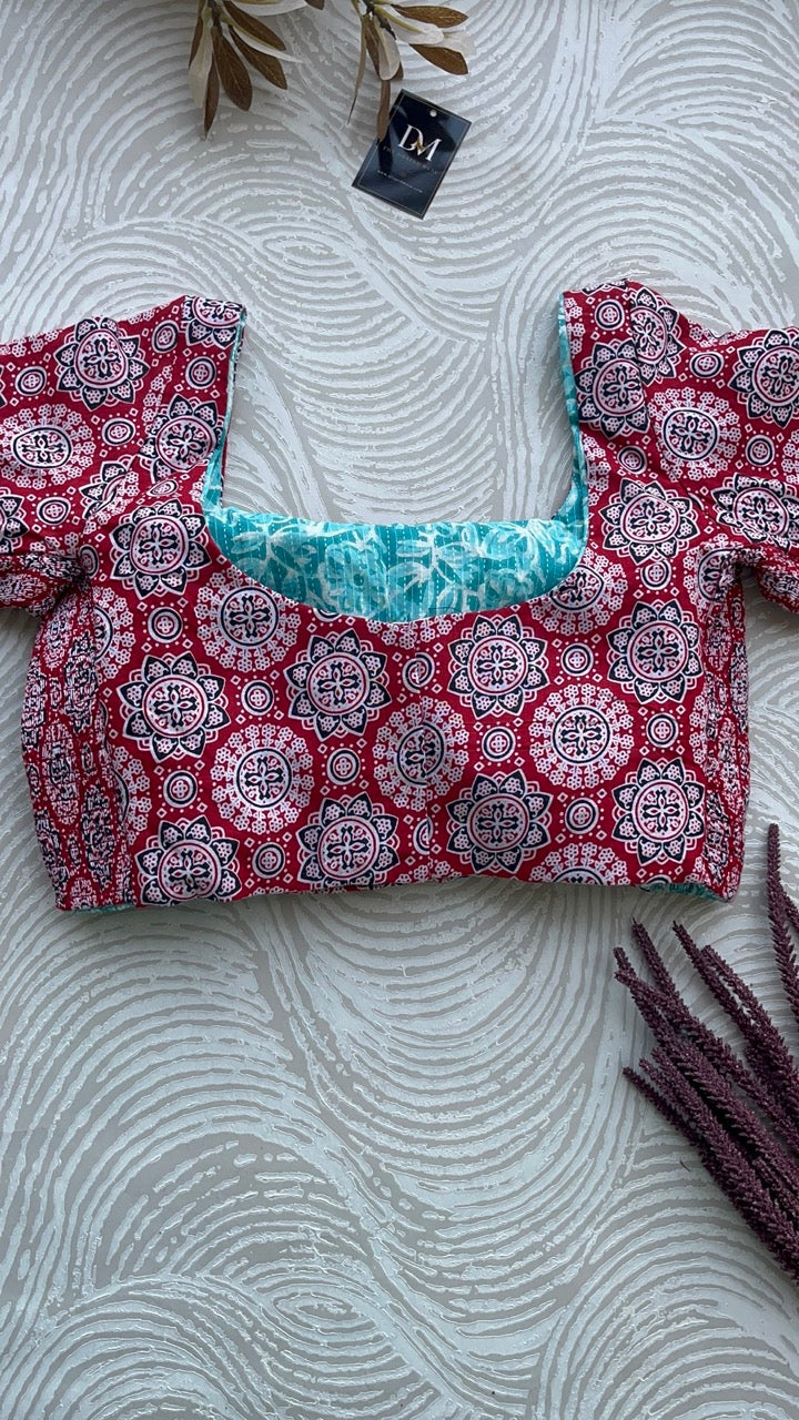 The Dual Muse with Sleeves - Red and Light Blue