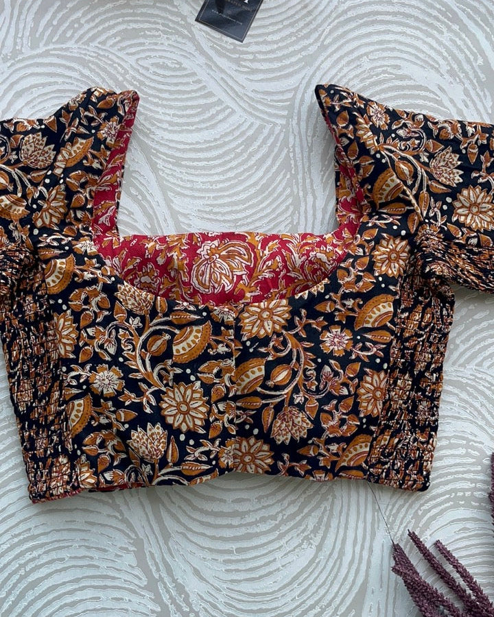 The Dual Muse with Sleeves - Floral Black & Floral Red