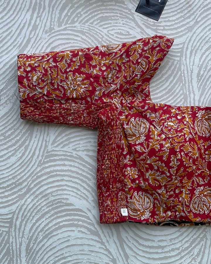 The Dual Muse with Sleeves - Floral Black & Floral Red