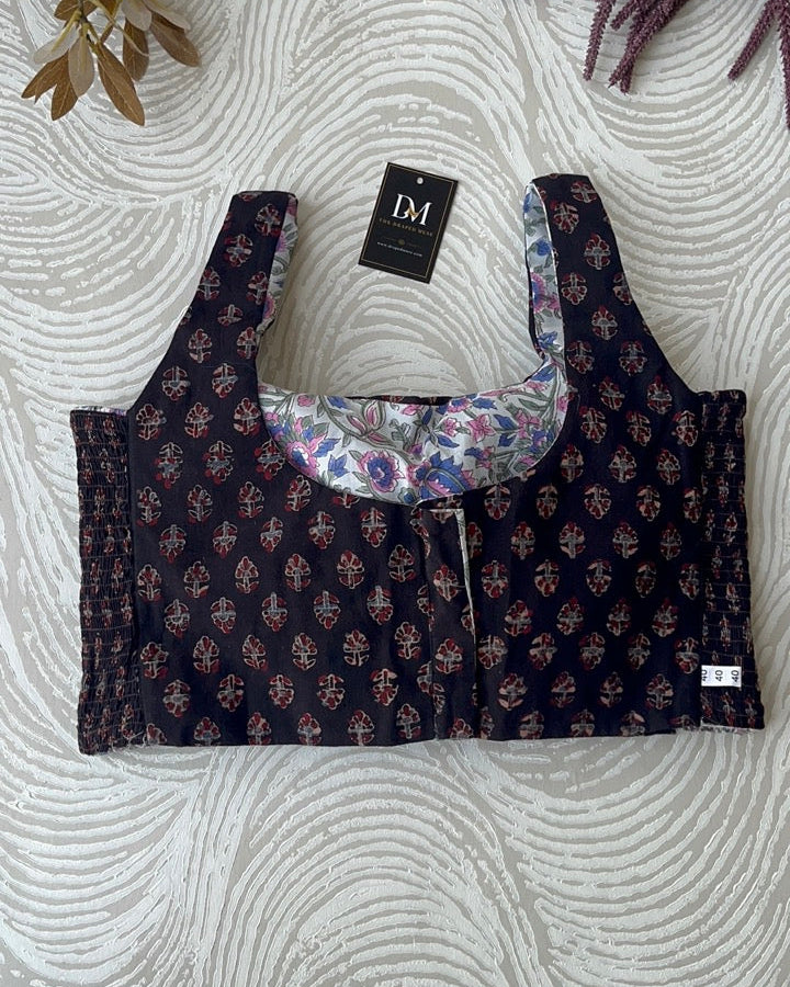 The Dual Muse Reversible Cotton Stretchable Blouse - Black and White Floral